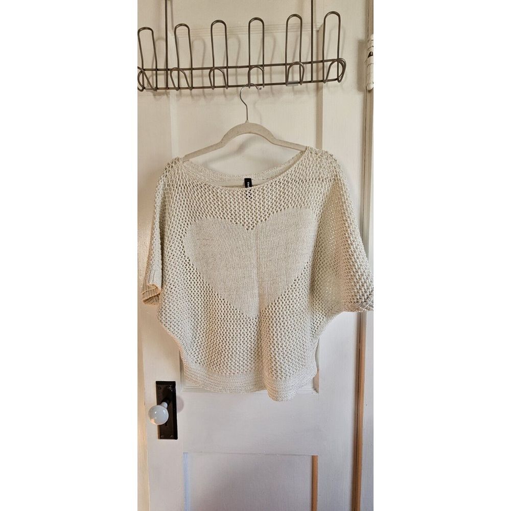 Venti6 heart short sleeve crochet sweater top woman Sz L white + silver metalic